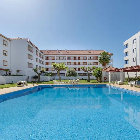 Cozy 1bdr Flat With Pool And Garage By Lovelystay Appartamento Quarteira