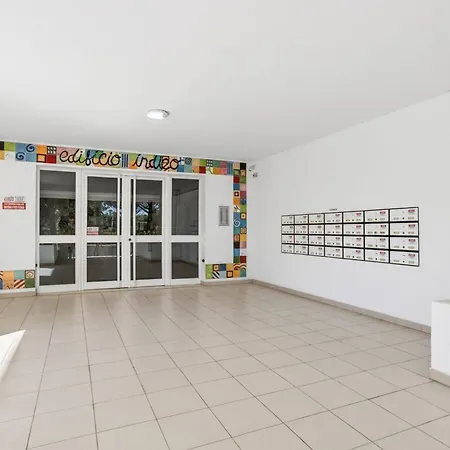 Cozy 1bdr Flat With Pool And Garage By Lovelystay Appartamento