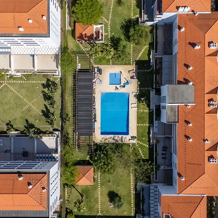 Appartamento Cozy 1bdr Flat With Pool And Garage By Lovelystay Quarteira
